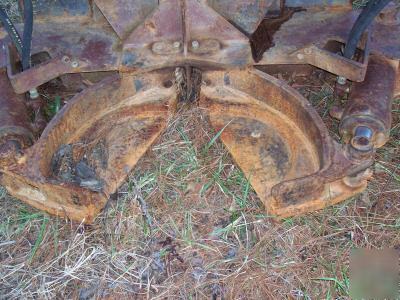 14 inch fell-a-buncher tree shear -skidsteer attachment