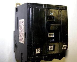 Square d qob circuit breaker QOB320 3P 20A