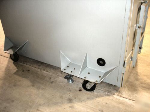 New * aircraft tire inflation safety booth on casters *