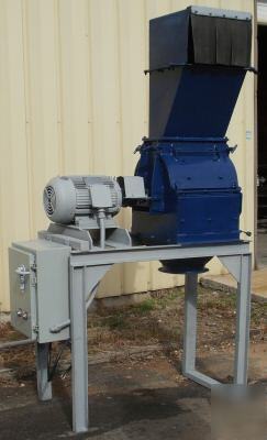 Industrial hammermill grinder/chopper