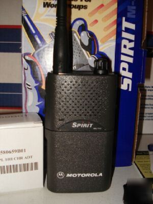 6 motorola spirit MU11C xtn uhf radios 