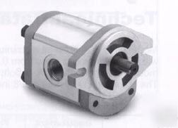 Hydraulic gear pump .36 cubic inch displacement