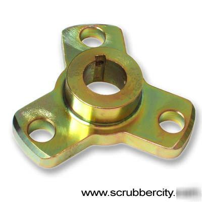 SC17050 - triangle hub fits clarke floor scrubber
