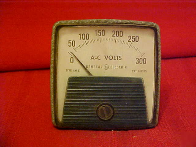 Vintage general electric ge aw-91 0-300 voltmeter 