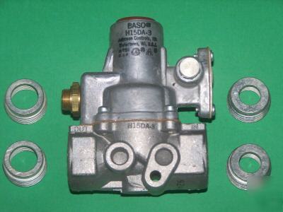 New in box - johnson series H15 baso valve