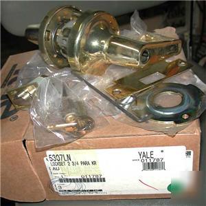 New locksmith yale entry lock, bright brass 5307LN