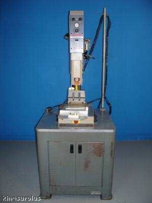 Very clean used ultra sonic seal welder USW10