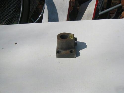 M-1887 flange type tool holder ( warner swasey)