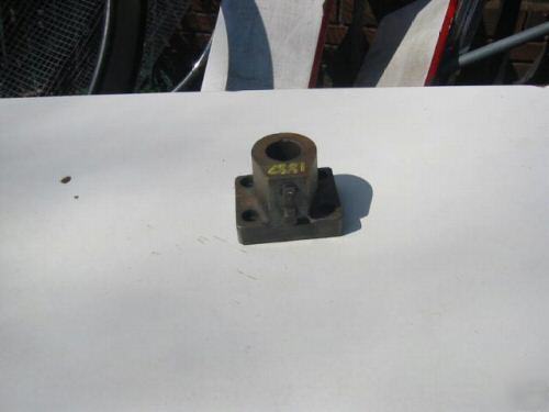 M-1887 flange type tool holder ( warner swasey)