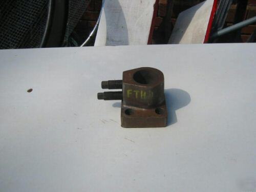 M-1887 flange type tool holder ( warner swasey)