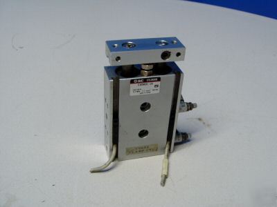 Smc clamp cylinder m/n: CXSM20-20 - used