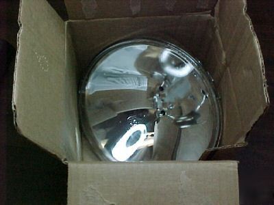 New ge 200PAR56/30V 200WATT light bulbs 