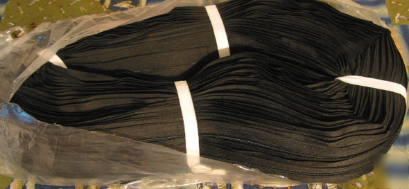 New #5 nylon chain continuous zipper black 250 yd yard 