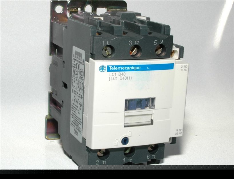 Telemecanique / schneider LC1D40G7 contactor 600V iec 
