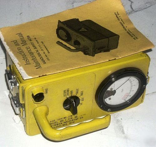 Victoreen cdv-717 mod.1 radiological survey meter w/man