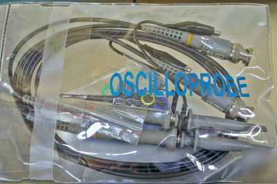 Tektronix 2465B 400MHZ 4-channel oscilloscope. 