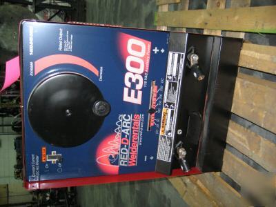 Lincoln/ red-d-arc idealarc 250 stick/tig runs on 230 v