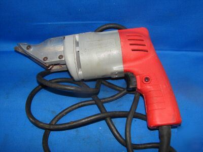 Milwaukee 18GA swivel head metal uni shear model 6850 