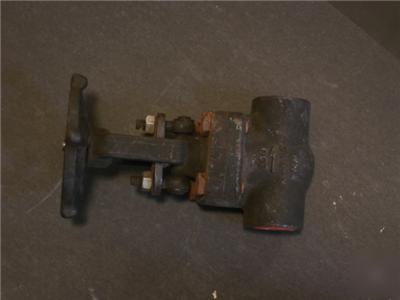 Used rp & c class 800 gate valve w/ manual lock EF56D