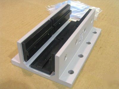 8020 aluminum linear bearing 40 s 40-6826