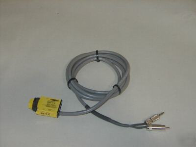 Retroreflective sensor for label aire 2111M