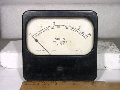 Panel meter 0 to 10 volts d.c. -----------------loc e-7