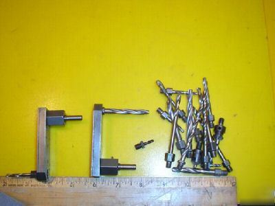 Lot of 2 offset 90 degree drill adapters & 20 bits