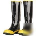 Steel toe rubber boots size 10