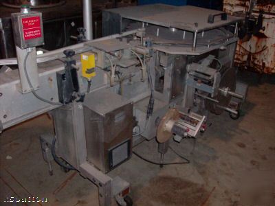 Accraply pressure sensitive labeler