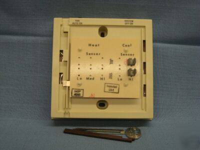 Accustat thermostat la-1