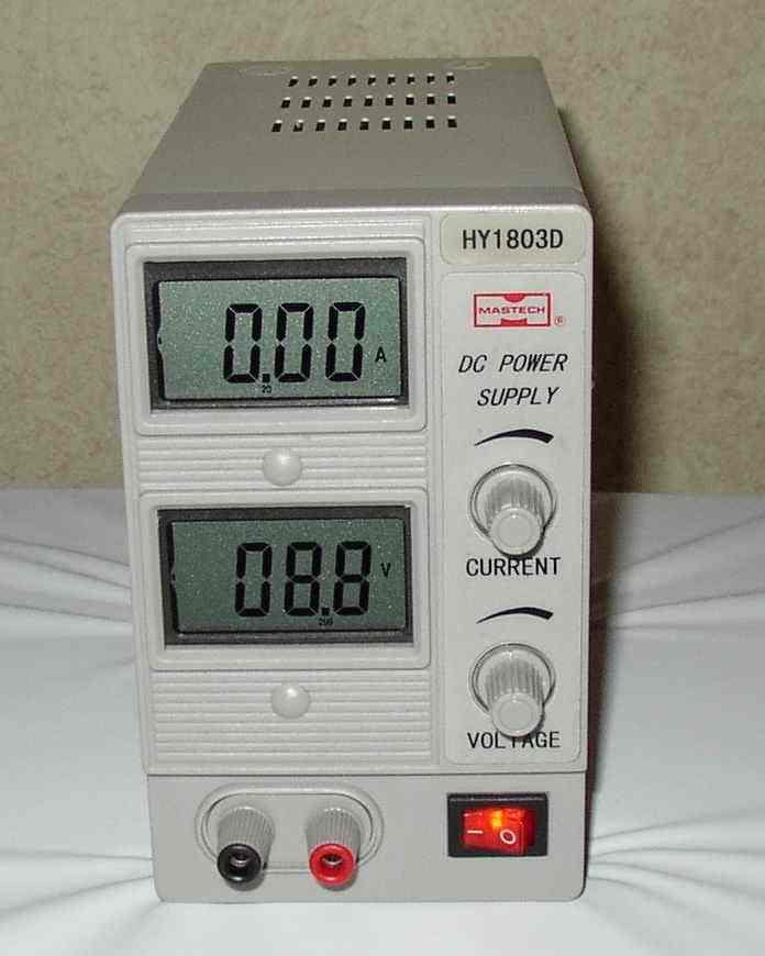 Mastech dc power supply regulated variable 0-18V @ 0-3A