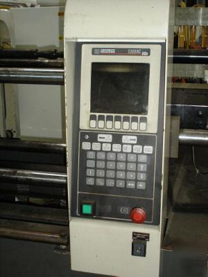 33 ton, 2.27 oz. cincinnati injection molding machine 