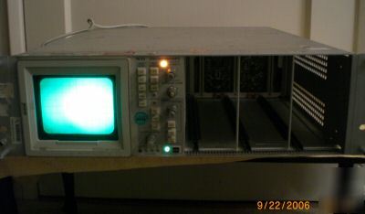 Tektronix 100MHZ 2CHANNEL oscilloscope 7633 sn: B214700