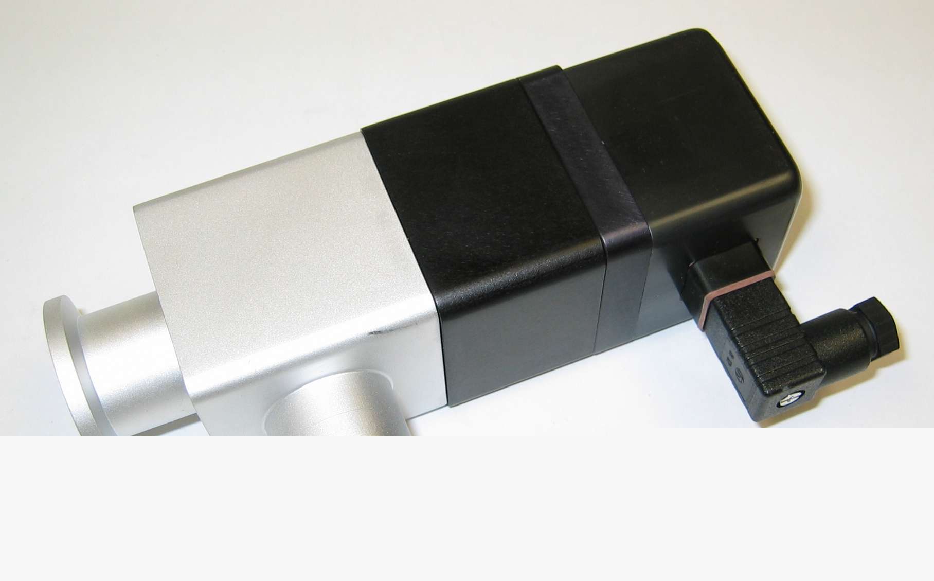 New varian kf-25 nw 25 high vacuum right angle valve