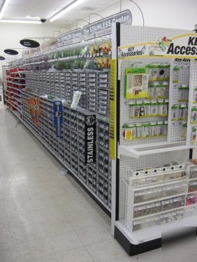3015: gondola shelving