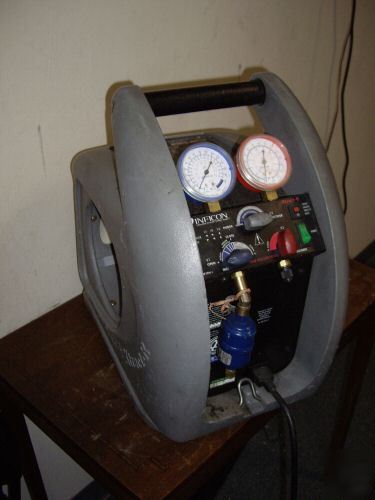 Inficon xtract-r refrigerant recovery system nice unit