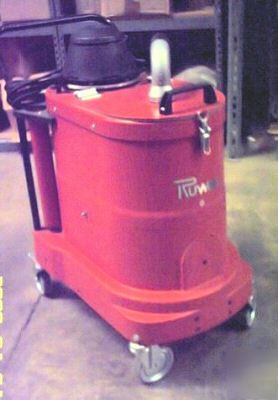 Industrial wet vacuum portable / used