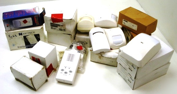 Lot of 20 fire / security system detection components