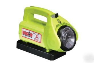 Pelican 3850 AC110NF yel big d flashlight nimh fastchrg