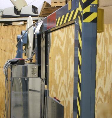 Wilton arch auto box strapping machine ss-80Y