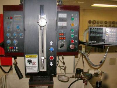 1998 chevalier dm 323 ram edm 30AMP dro machine