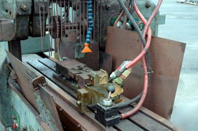 Cincinnati horizontal miller w/hydraulic vise:
