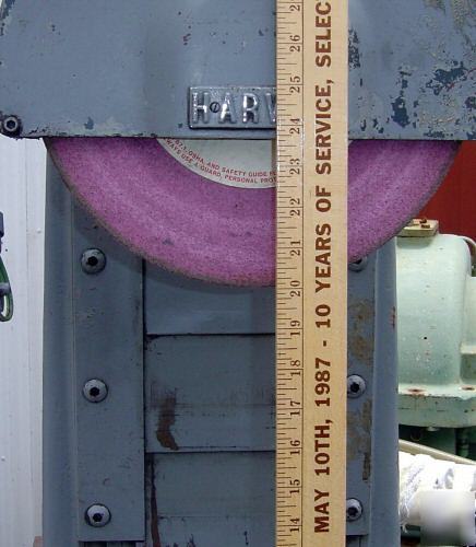 Clean 18Â¿ harvel surface grinder with 8Â¿ riser