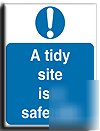 A tidy/safe site sign-adh.vinyl-200X250MM(ma-042-ae)