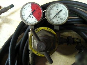 Oxy-acetylene regulators with aprox. 25 feet of hose