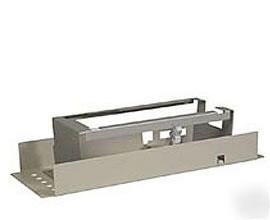 Tektronix RM2000 rackmount kit