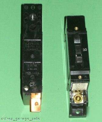 30 amp circuit breakers heinemann X0411 2 pc lot nos