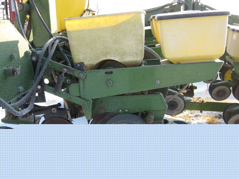 John deere 7000 7100 planter row unit