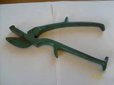 Old sheetmetal tool double cutter??