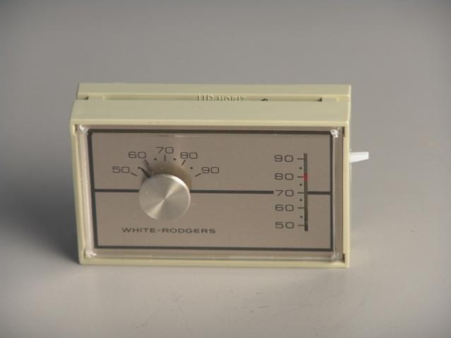 Low voltage thermostat 1D30-316 4E035 30VAC